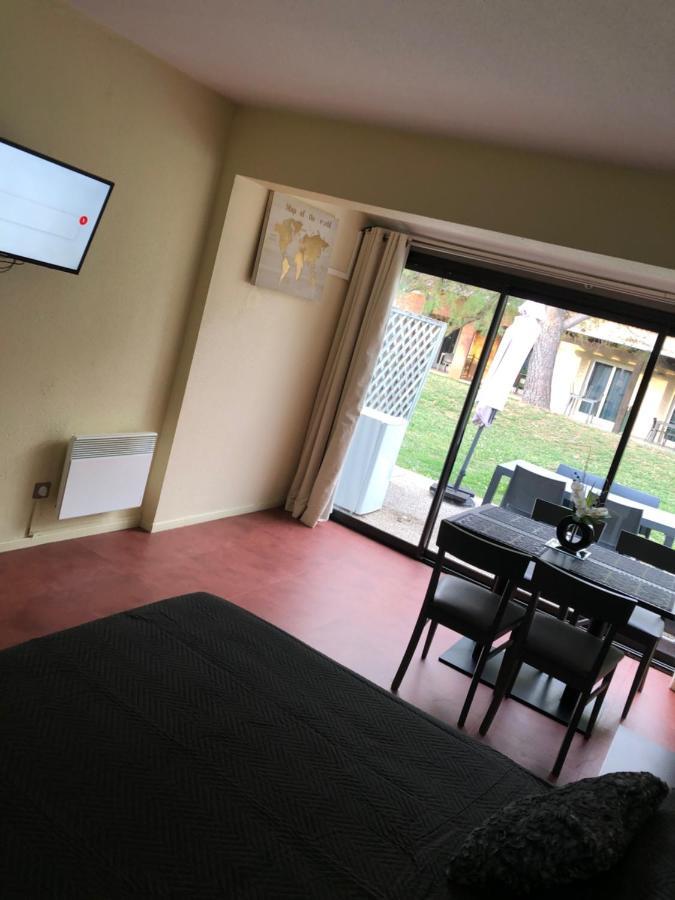 Appartement Les Hameaux Arles Exterior photo